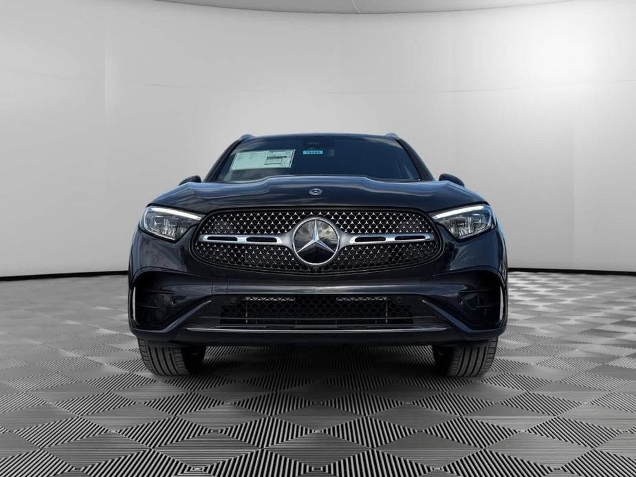 new 2025 Mercedes-Benz GLC 300 car, priced at $60,585