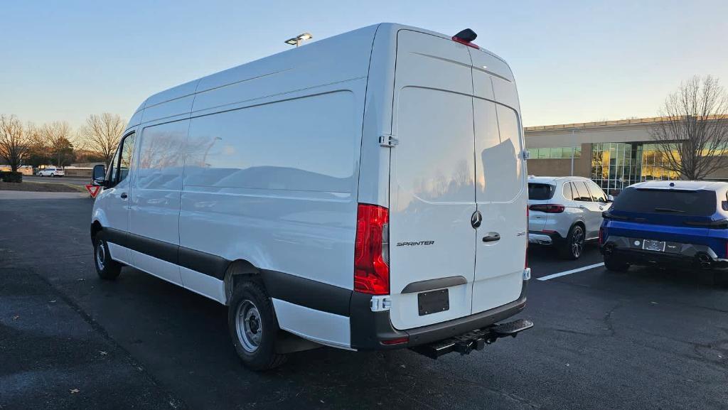 new 2024 Mercedes-Benz Sprinter 3500 car, priced at $68,867