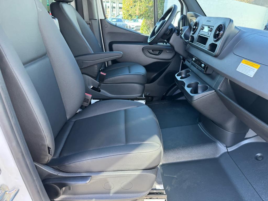 new 2025 Mercedes-Benz Sprinter 2500 car, priced at $75,966