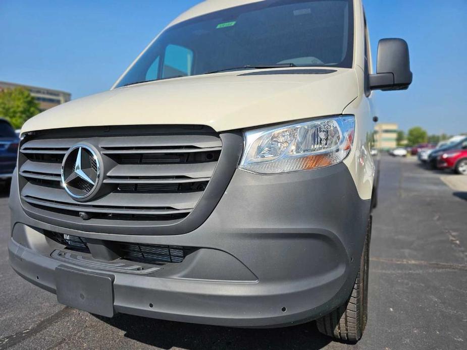 new 2024 Mercedes-Benz Sprinter 2500 car, priced at $64,976