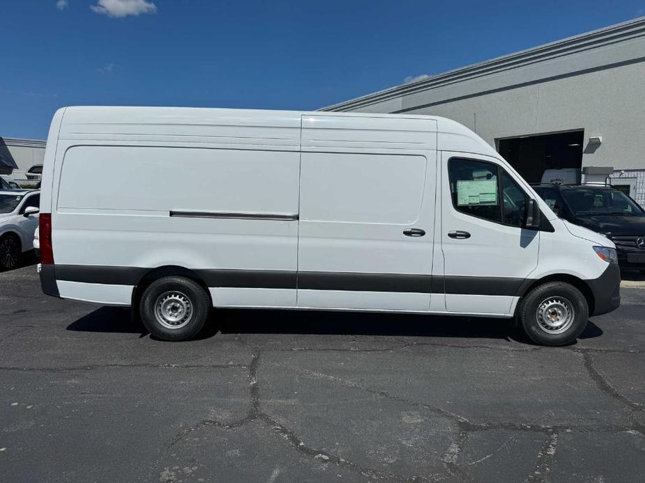 new 2024 Mercedes-Benz Sprinter 2500 car, priced at $60,839