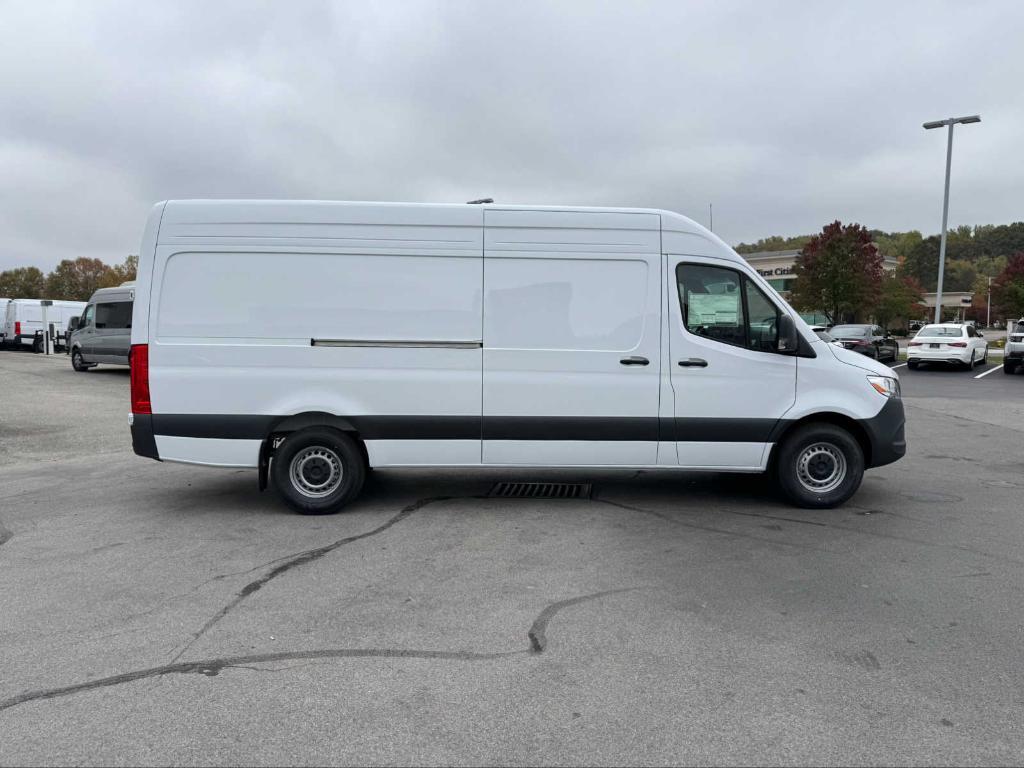 new 2025 Mercedes-Benz Sprinter 2500 car, priced at $61,014