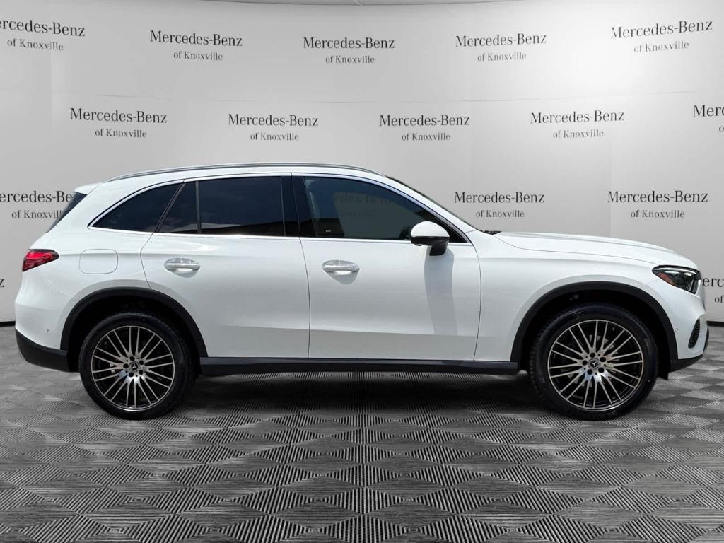new 2025 Mercedes-Benz GLC 300 car, priced at $62,845