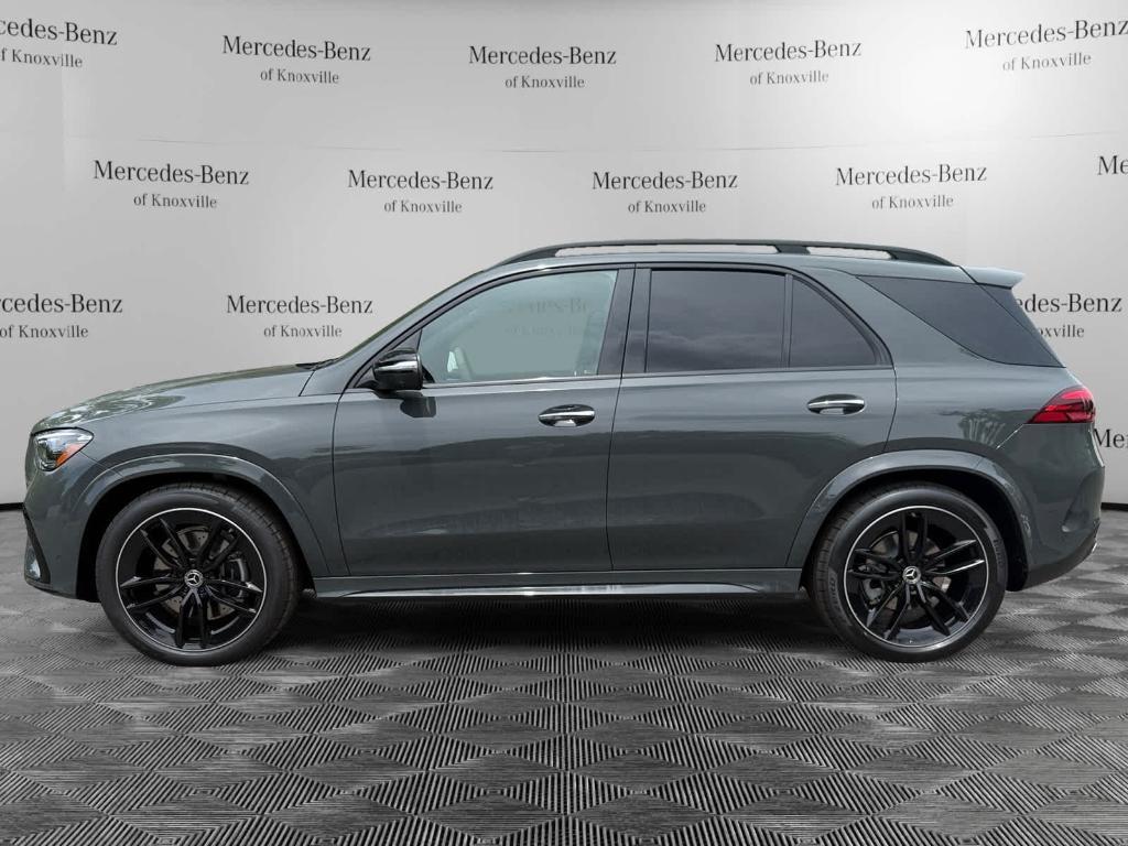 new 2025 Mercedes-Benz GLE 580 car, priced at $123,055