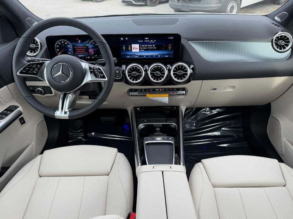 new 2025 Mercedes-Benz GLA 250 car, priced at $50,365