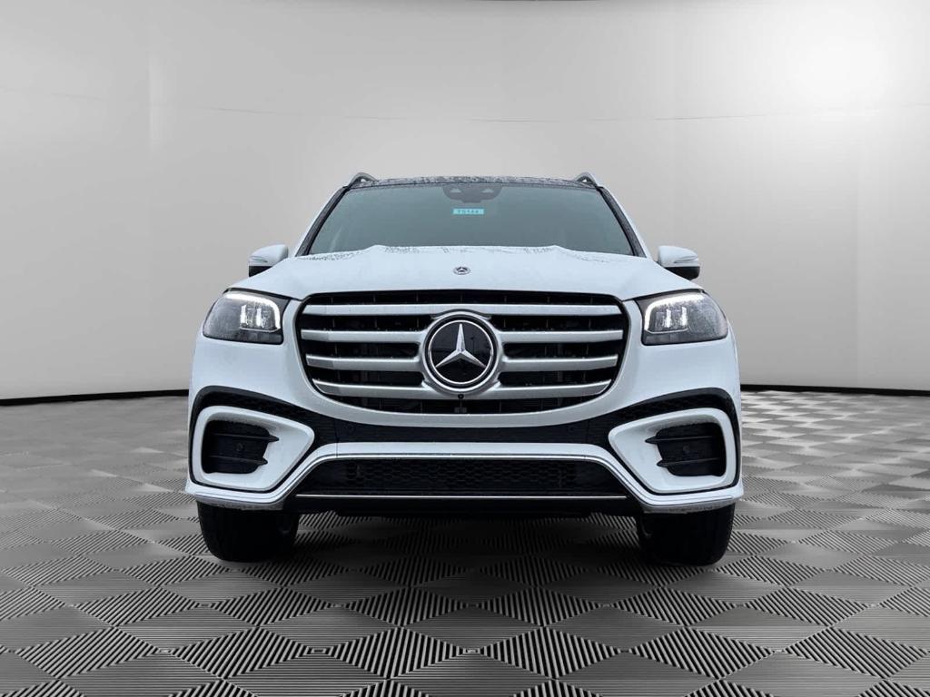 new 2025 Mercedes-Benz GLS 450 car