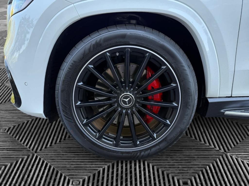 new 2026 Mercedes-Benz AMG GLS 63 car, priced at $162,345