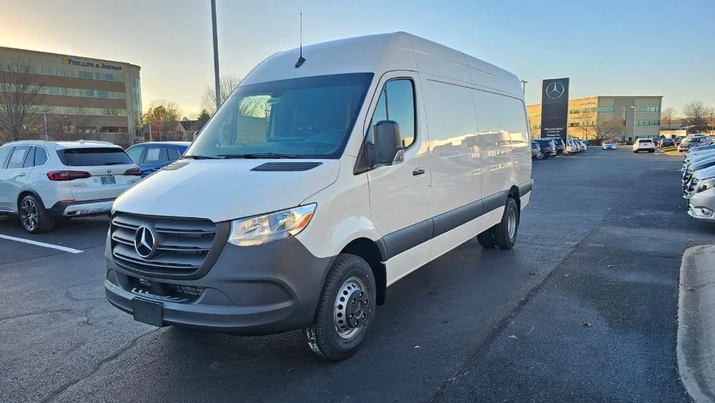 new 2024 Mercedes-Benz Sprinter 4500 car