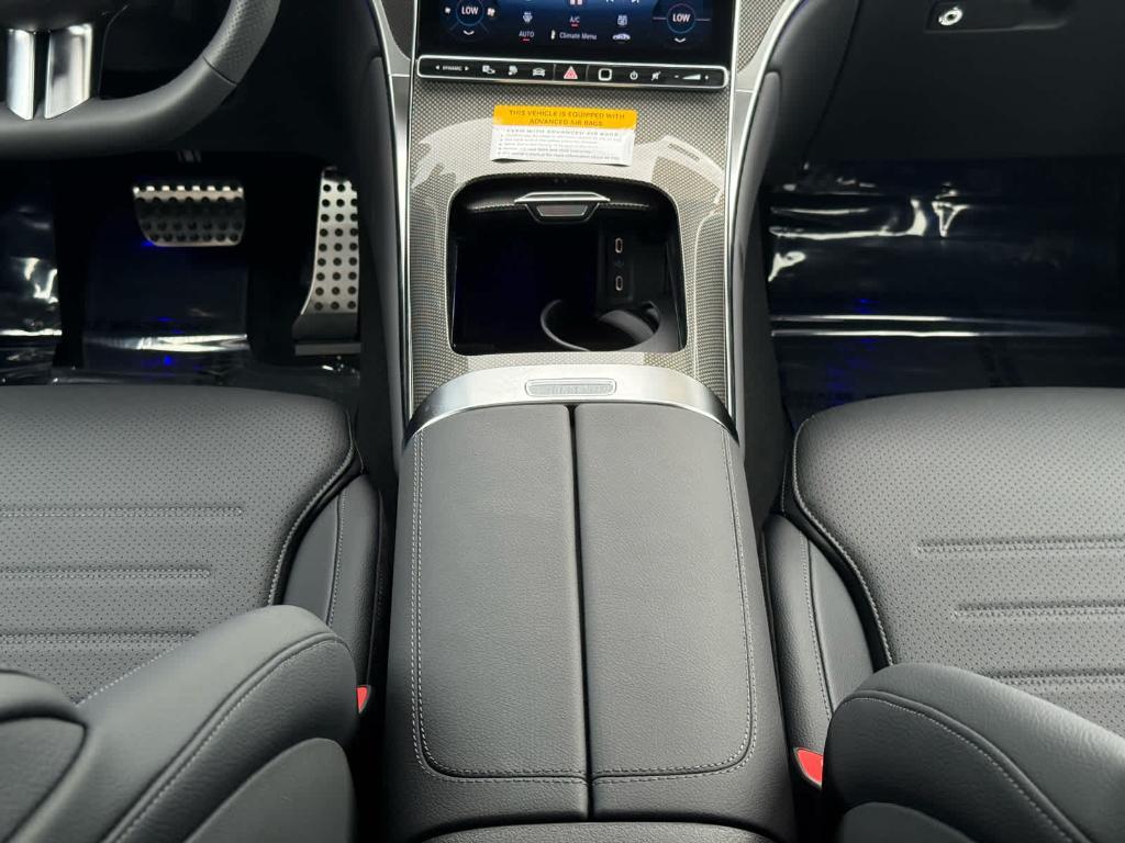 new 2025 Mercedes-Benz GLC 350e car, priced at $72,355