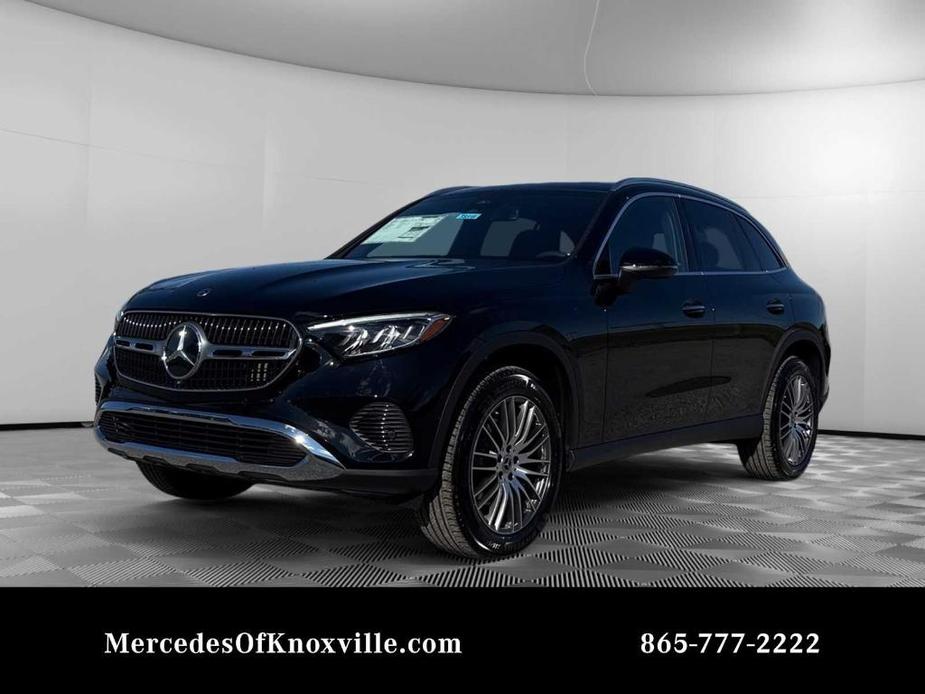 new 2025 Mercedes-Benz GLC 300 car