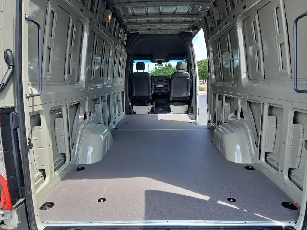 new 2025 Mercedes-Benz Sprinter 2500 car, priced at $75,633