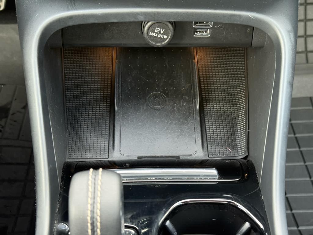 used 2022 Volvo XC40 car, priced at $27,000