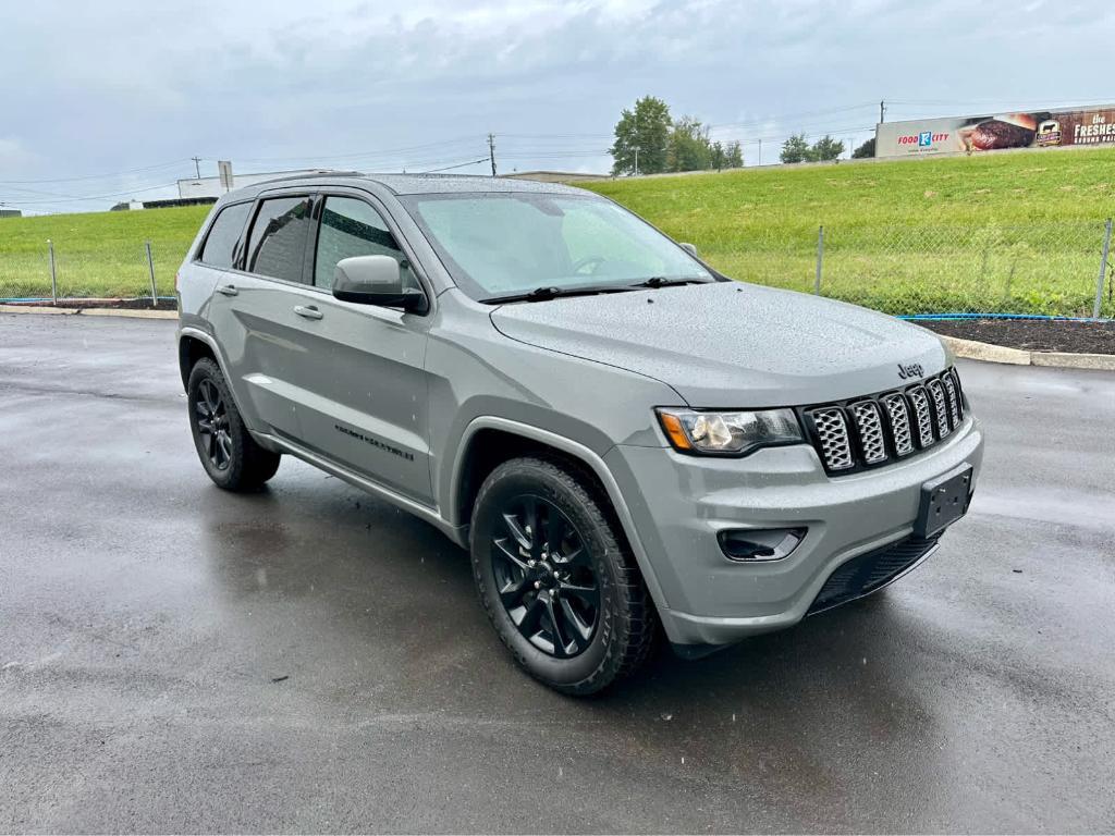 used 2020 Jeep Grand Cherokee car, priced at $23,599