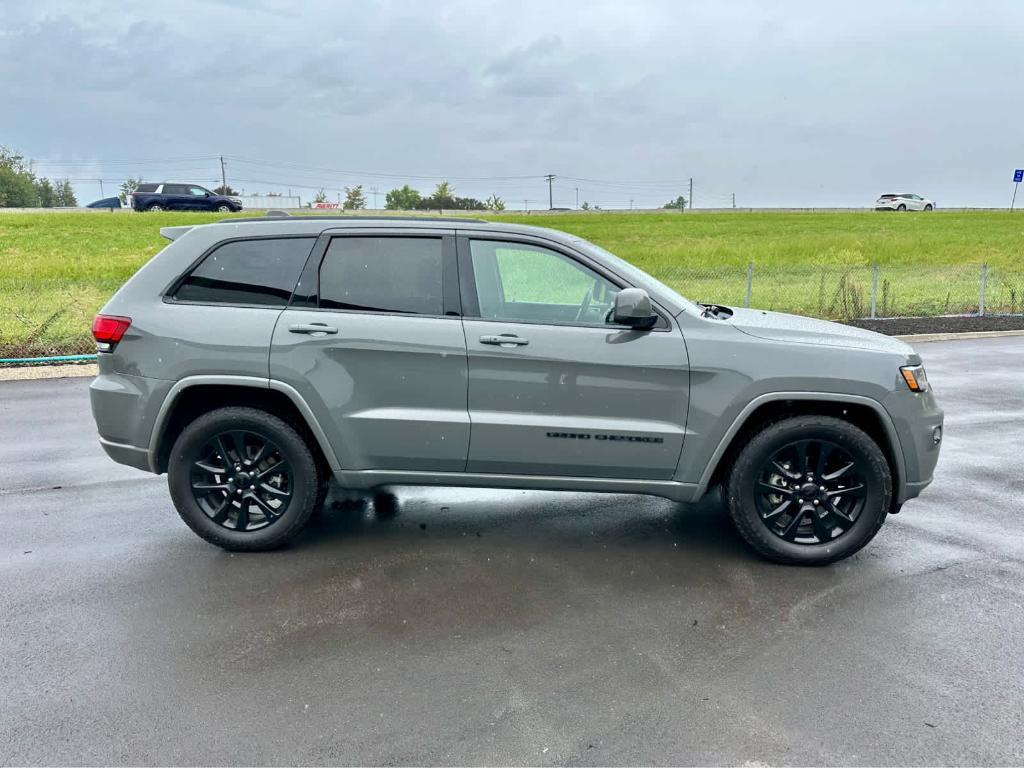 used 2020 Jeep Grand Cherokee car, priced at $23,599