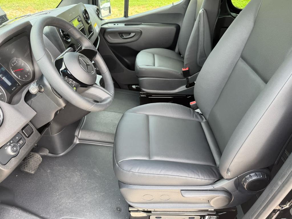 new 2025 Mercedes-Benz Sprinter 2500 car, priced at $80,974