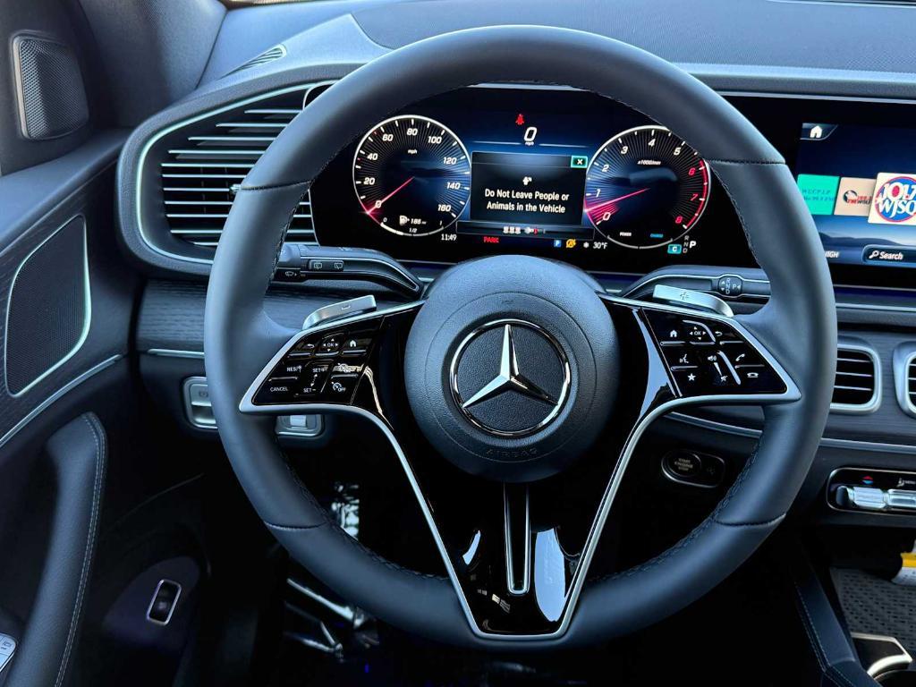 new 2025 Mercedes-Benz GLE 450 car, priced at $73,965