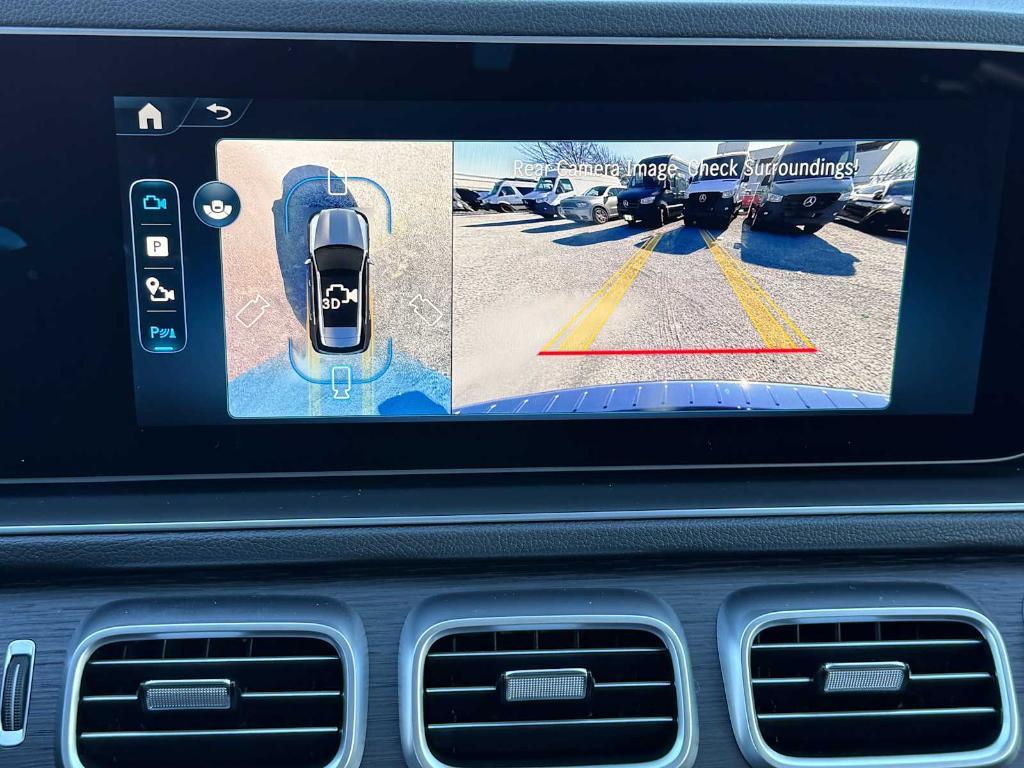 new 2025 Mercedes-Benz GLE 450 car, priced at $73,965