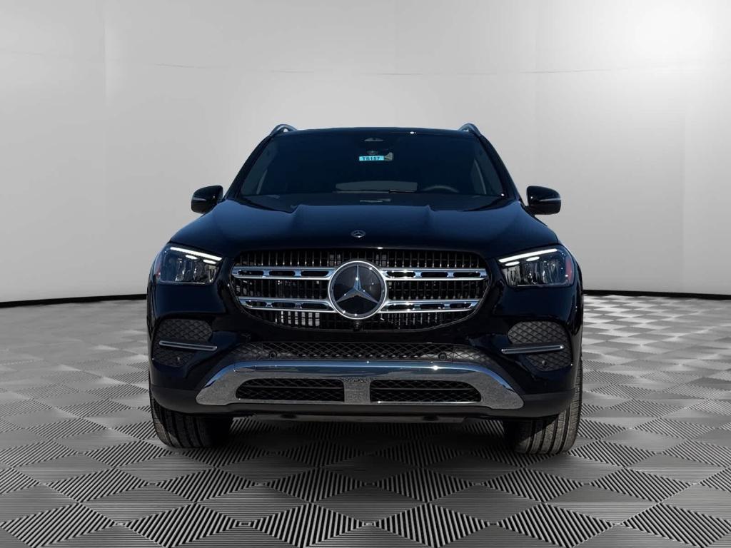 new 2025 Mercedes-Benz GLE 450 car, priced at $73,965