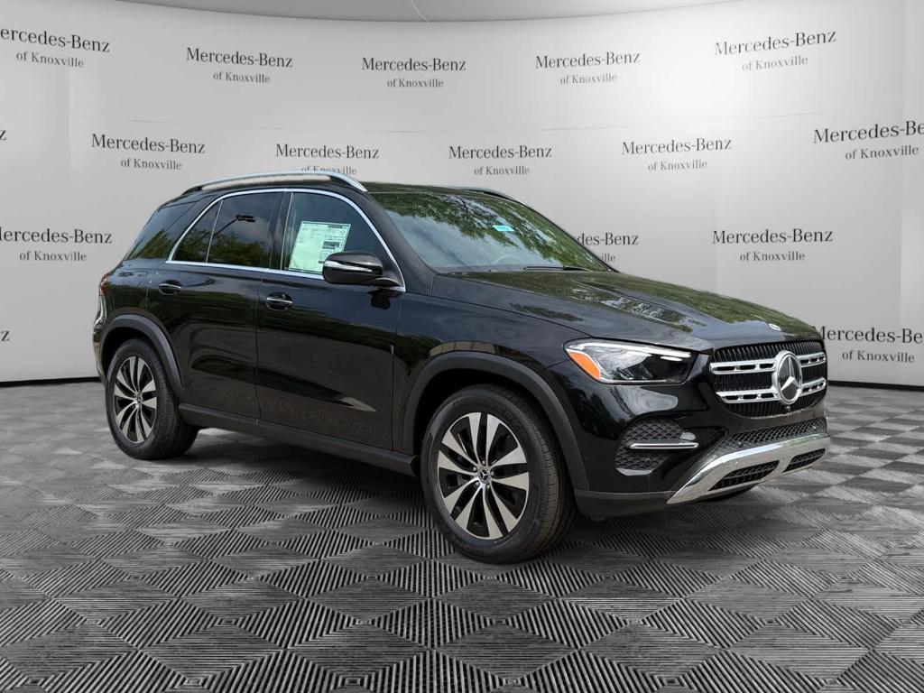 new 2025 Mercedes-Benz GLE 450 car, priced at $73,965
