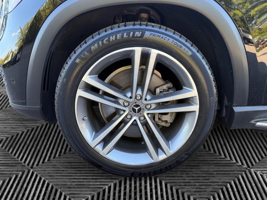 used 2020 Mercedes-Benz GLE 450 car, priced at $37,995