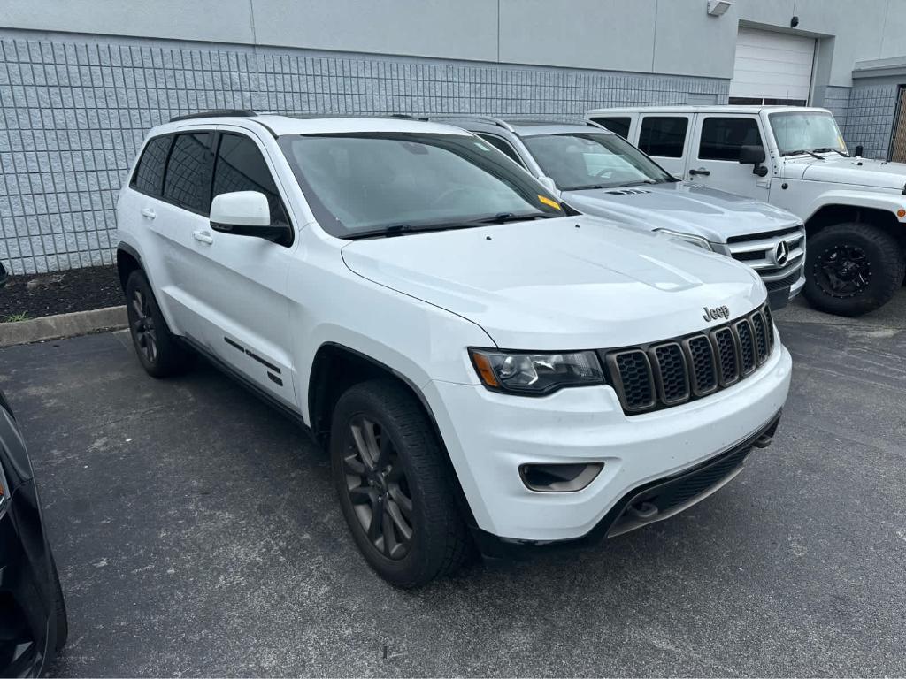 used 2016 Jeep Grand Cherokee car, priced at $16,950