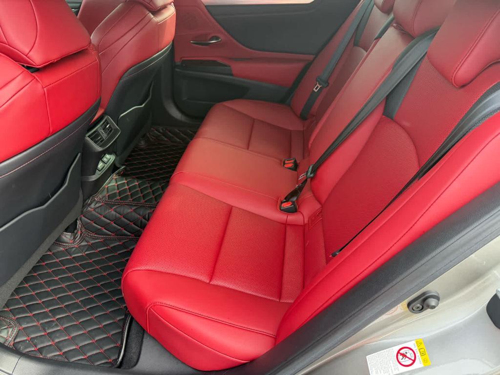 used 2019 Lexus ES 350 car, priced at $32,544