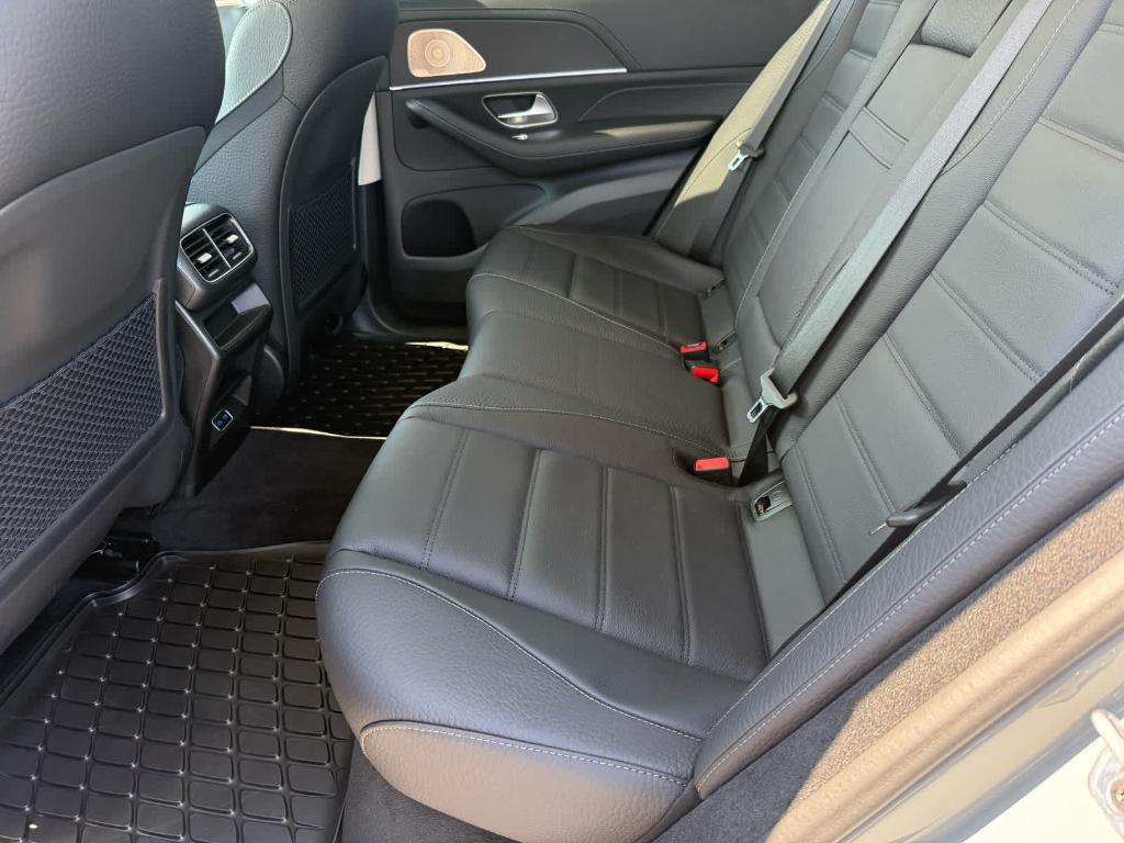 new 2026 Mercedes-Benz GLE 450 car, priced at $89,560