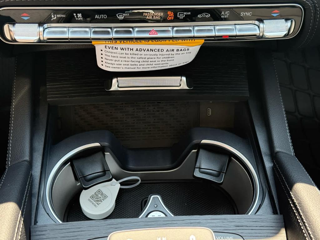 new 2026 Mercedes-Benz GLE 450 car, priced at $89,560