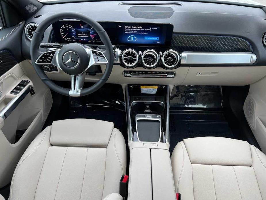 used 2025 Mercedes-Benz GLB 250 car, priced at $46,000