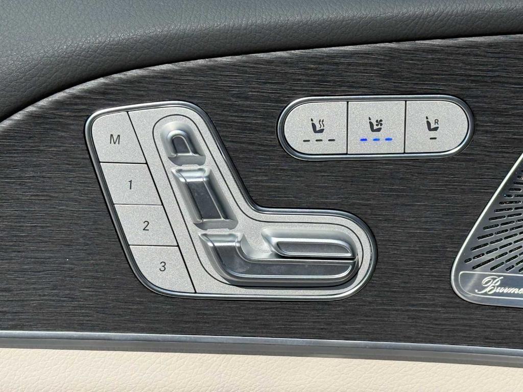 new 2025 Mercedes-Benz GLS 580 car, priced at $117,695