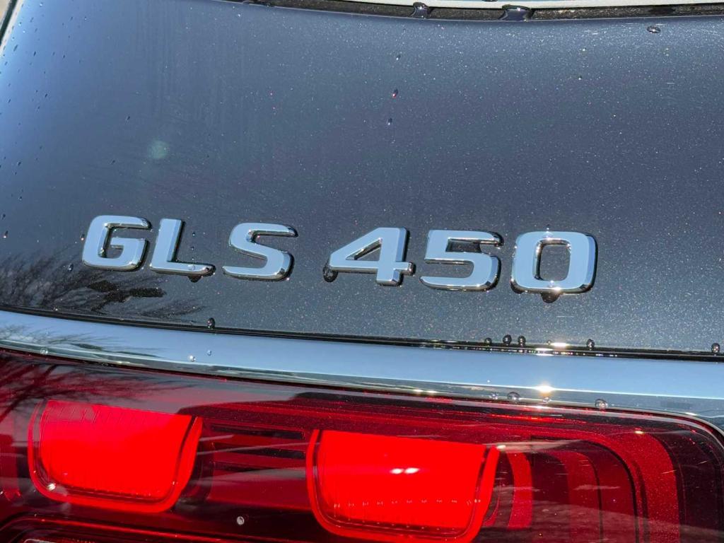 new 2025 Mercedes-Benz GLS 450 car, priced at $94,855