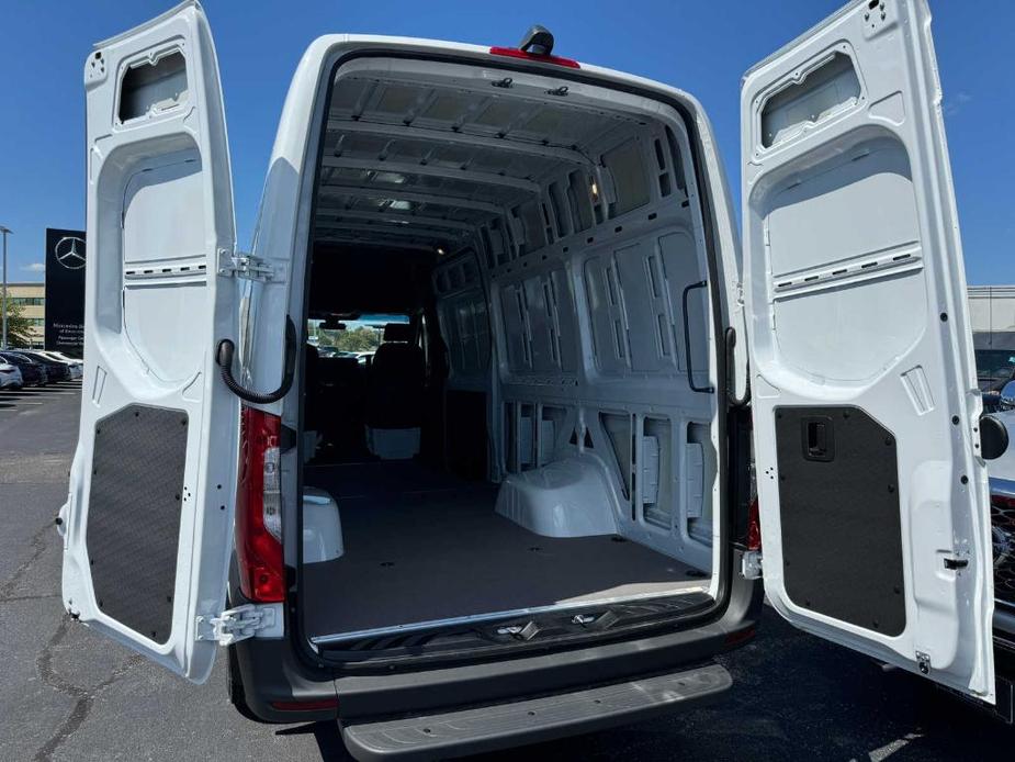 new 2024 Mercedes-Benz Sprinter 3500 car, priced at $66,516