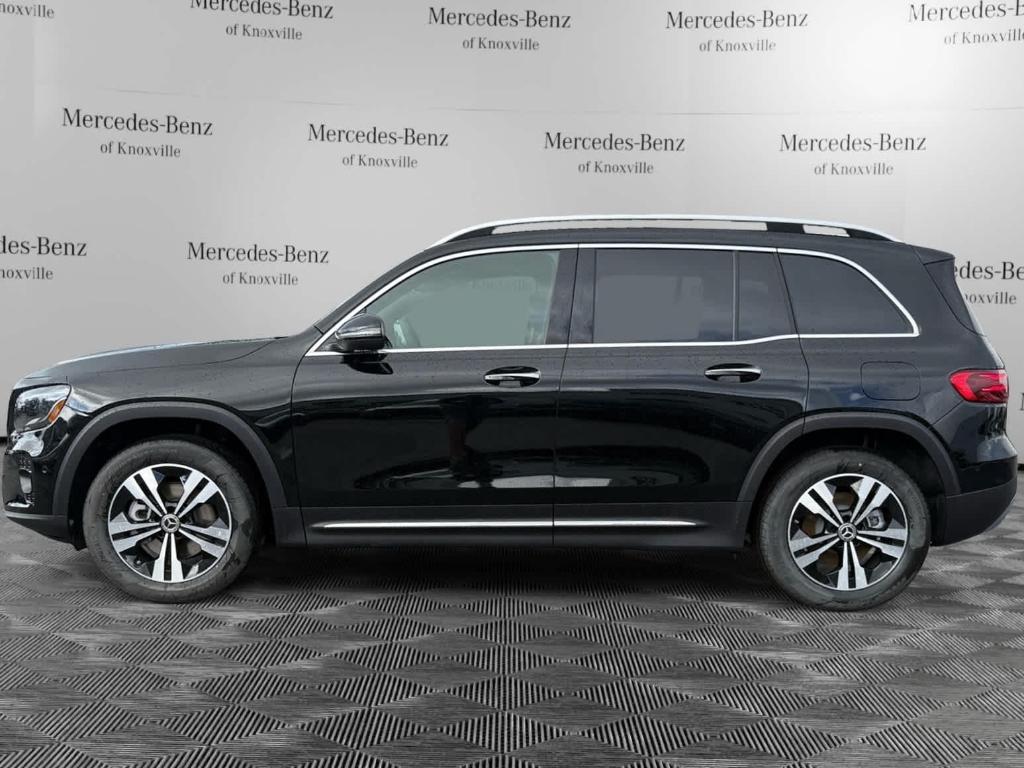 new 2025 Mercedes-Benz GLB 250 car, priced at $49,595