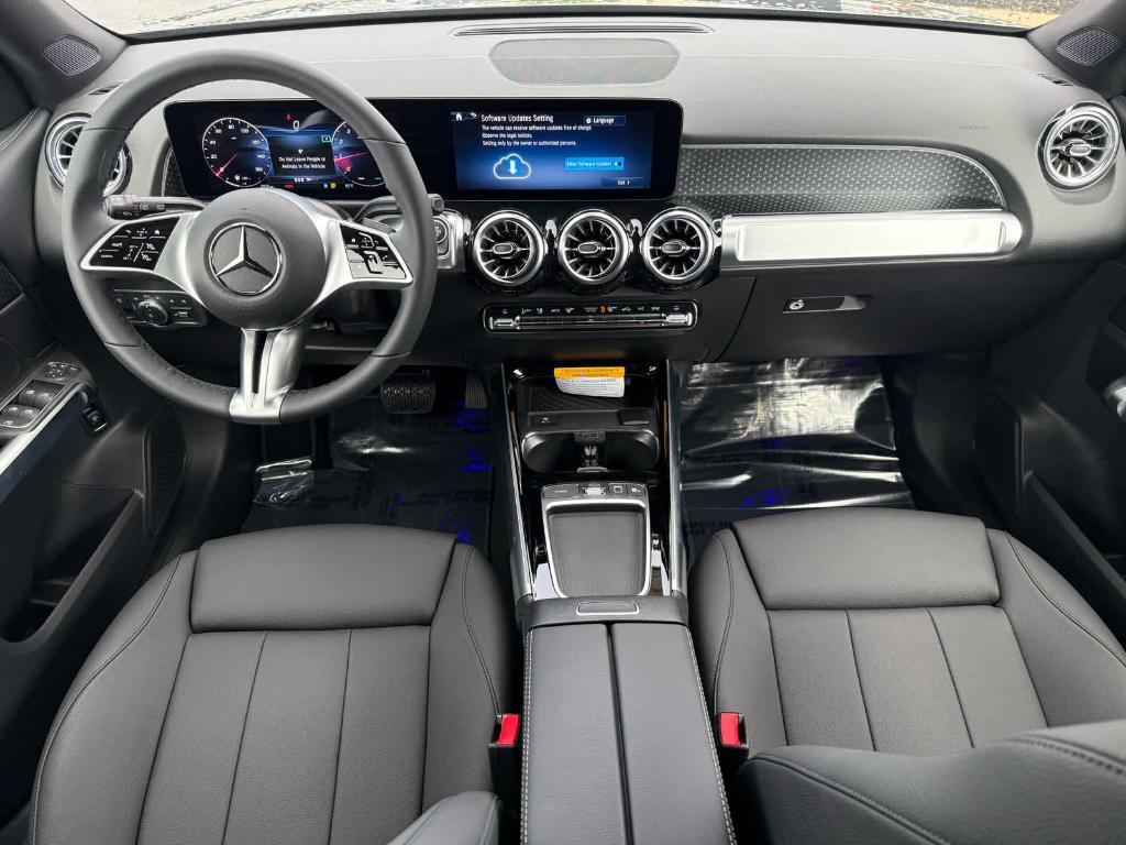 new 2025 Mercedes-Benz GLB 250 car, priced at $49,595
