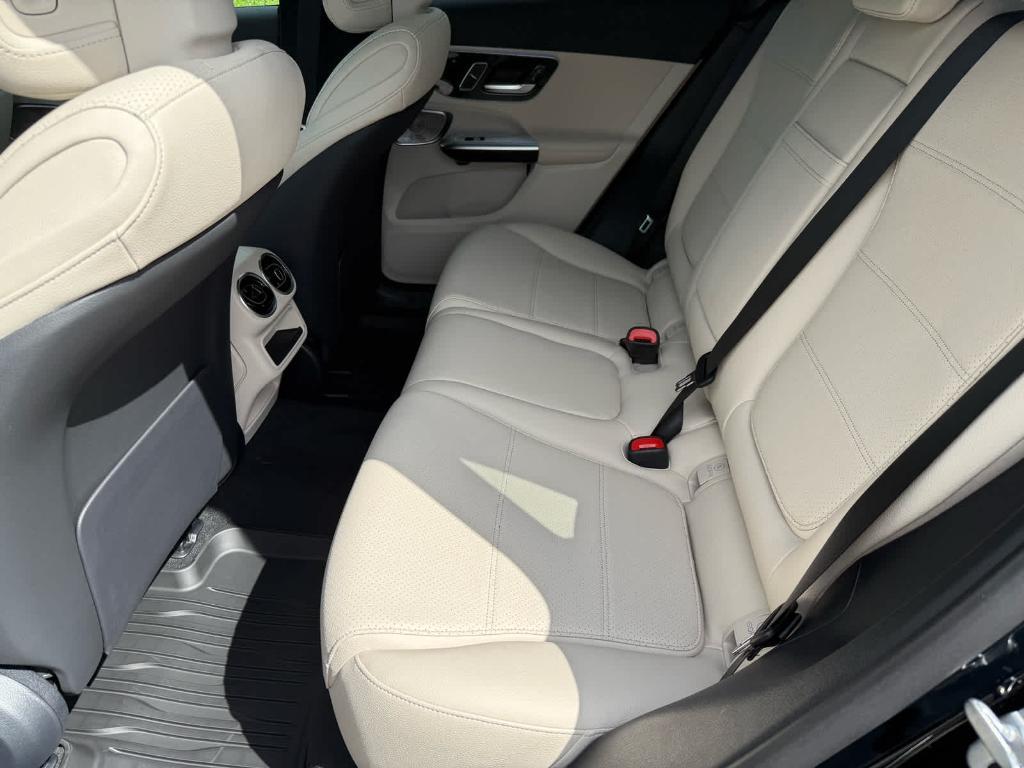 new 2025 Mercedes-Benz GLC 350e car, priced at $67,925