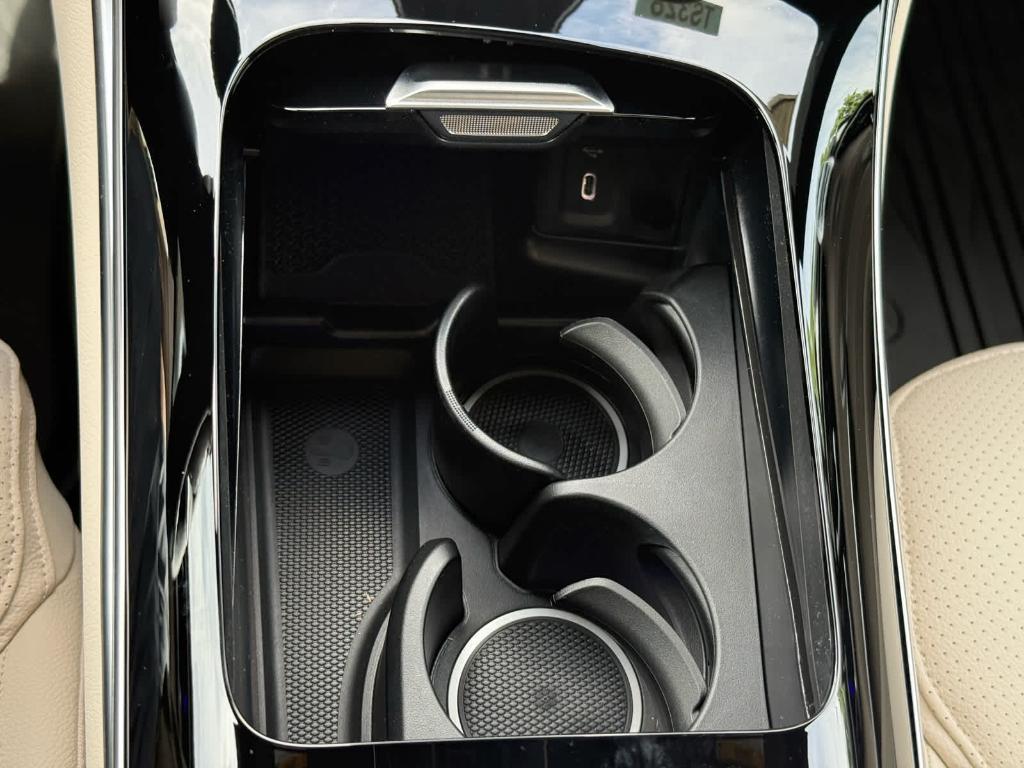 new 2025 Mercedes-Benz GLC 350e car, priced at $67,925