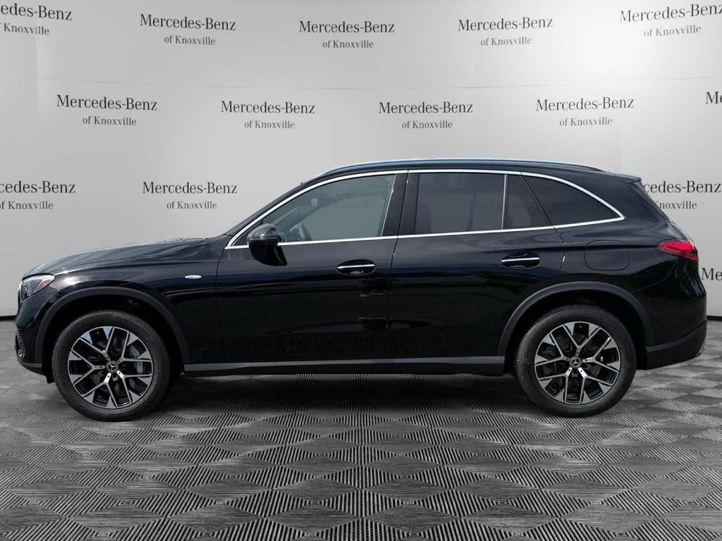 new 2025 Mercedes-Benz GLC 350e car, priced at $67,925