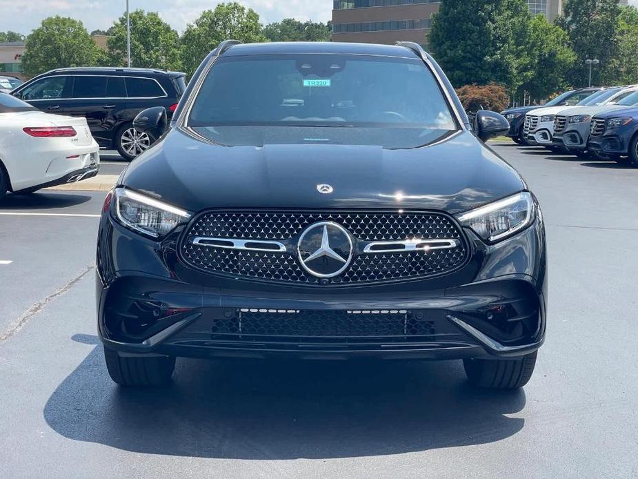 new 2024 Mercedes-Benz GLC 300 car