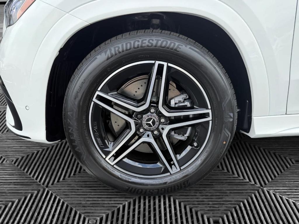 new 2026 Mercedes-Benz GLE 450e car, priced at $85,665