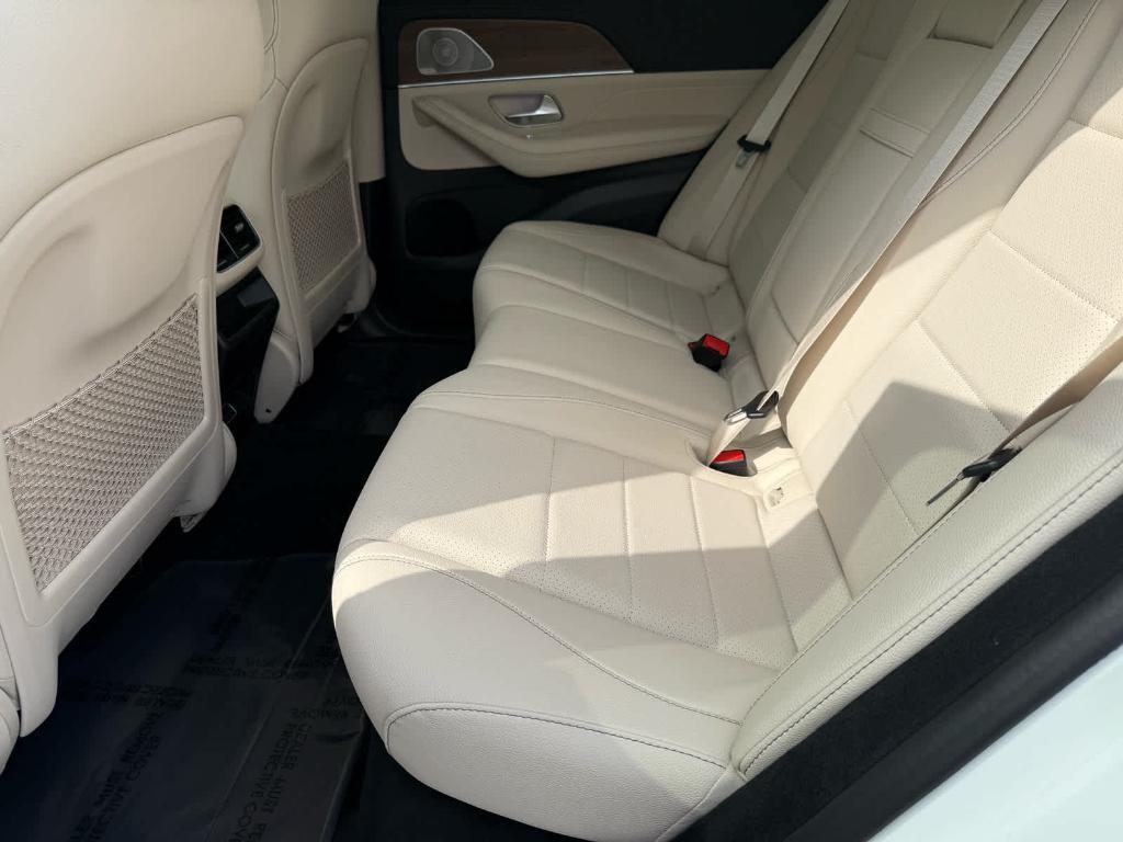 new 2026 Mercedes-Benz GLE 450e car, priced at $85,665