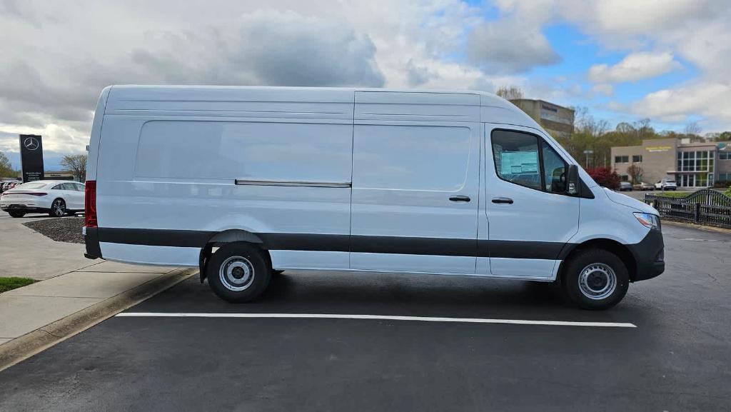 new 2024 Mercedes-Benz Sprinter 3500XD car