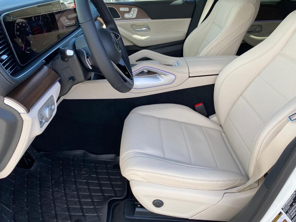 new 2025 Mercedes-Benz GLE 350 car, priced at $75,765