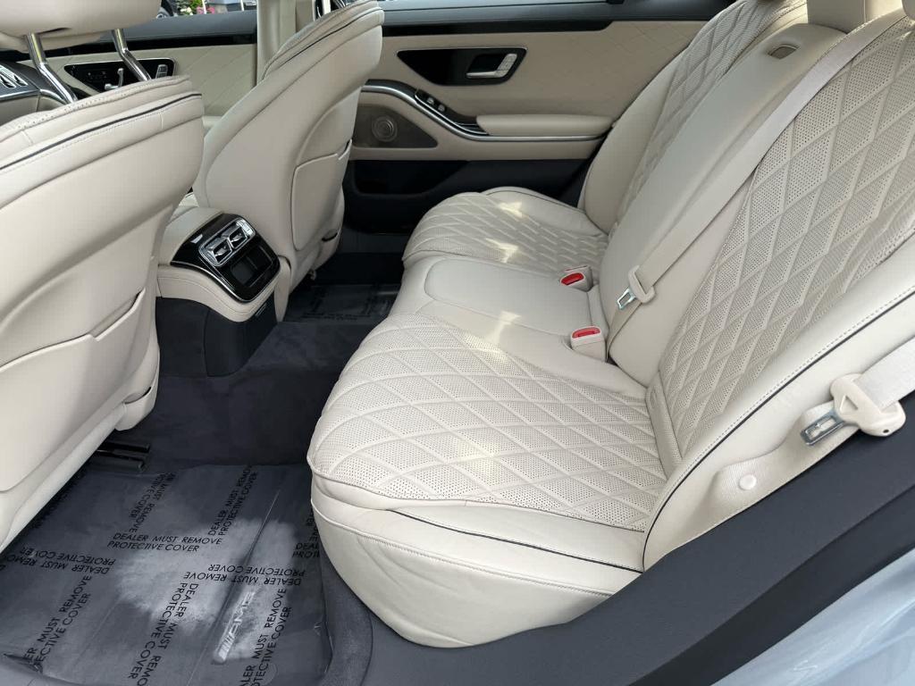 used 2022 Mercedes-Benz S-Class car, priced at $75,900