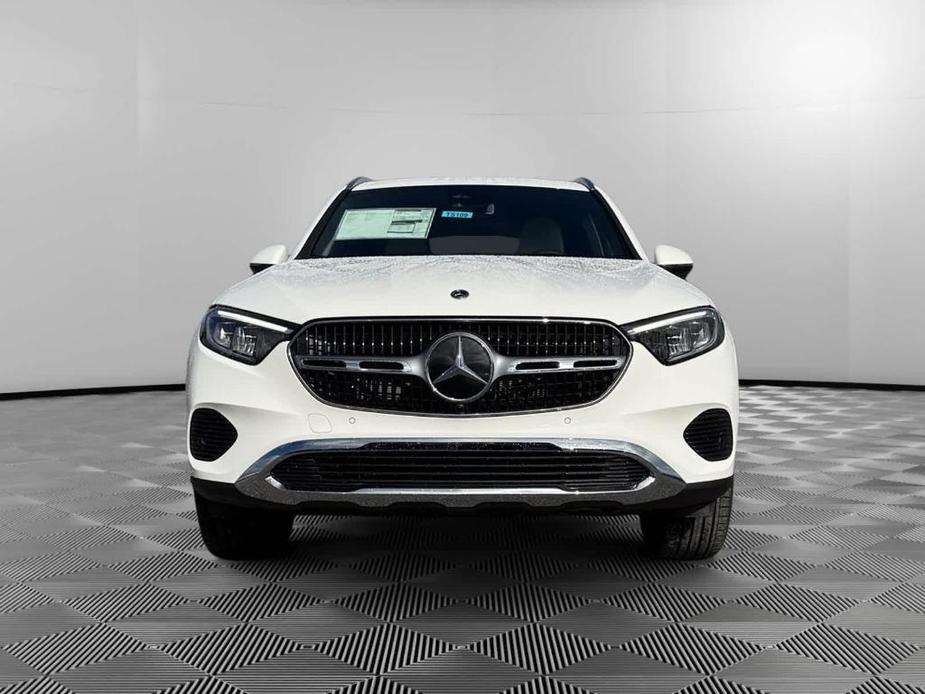 new 2025 Mercedes-Benz GLC 300 car