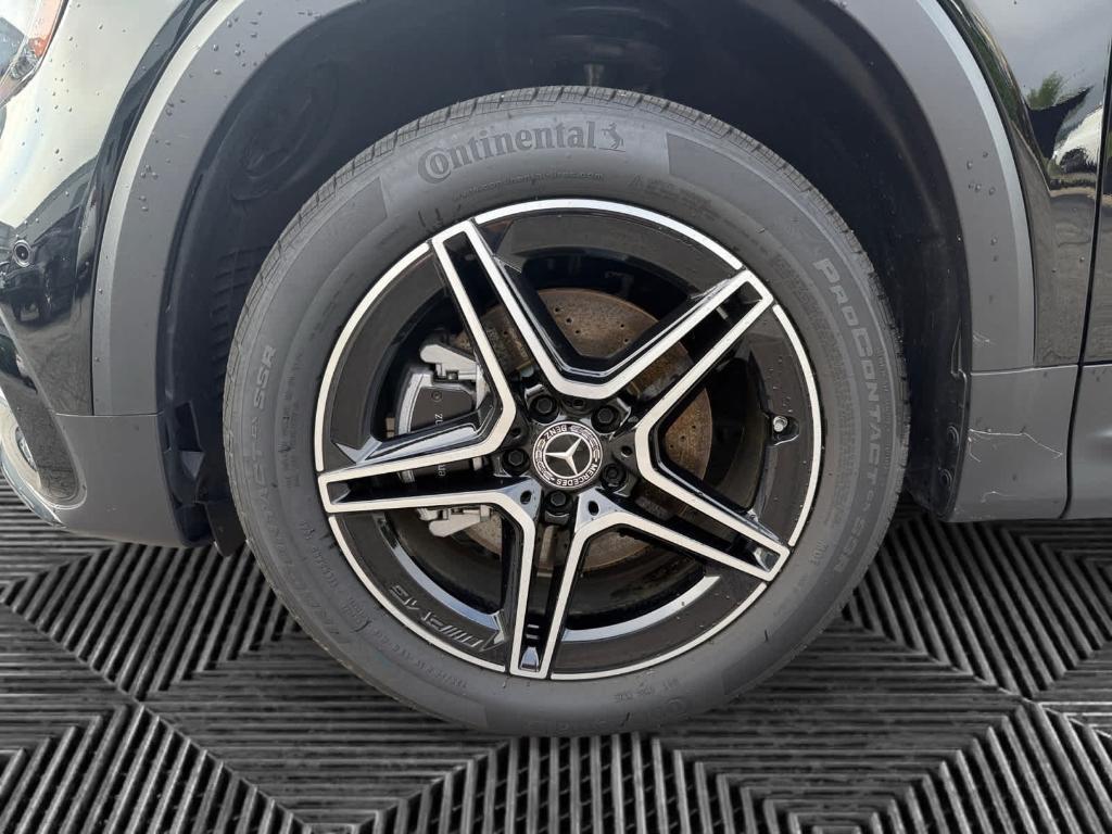 used 2024 Mercedes-Benz GLB 250 car, priced at $46,000