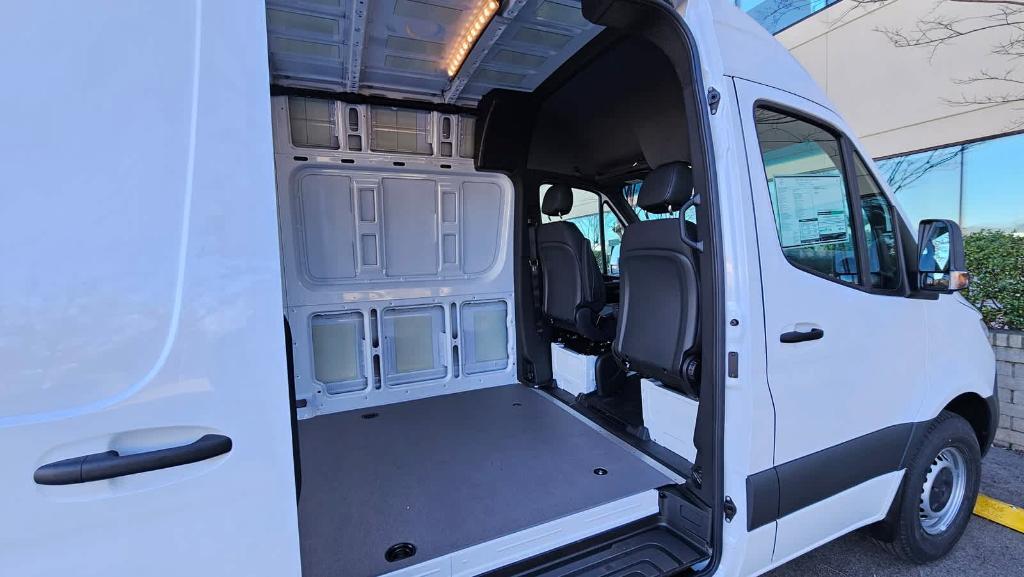 new 2024 Mercedes-Benz Sprinter 2500 car, priced at $68,378