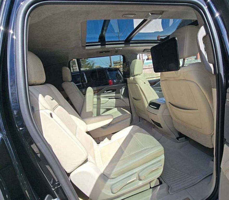 used 2021 Cadillac Escalade ESV car, priced at $73,770