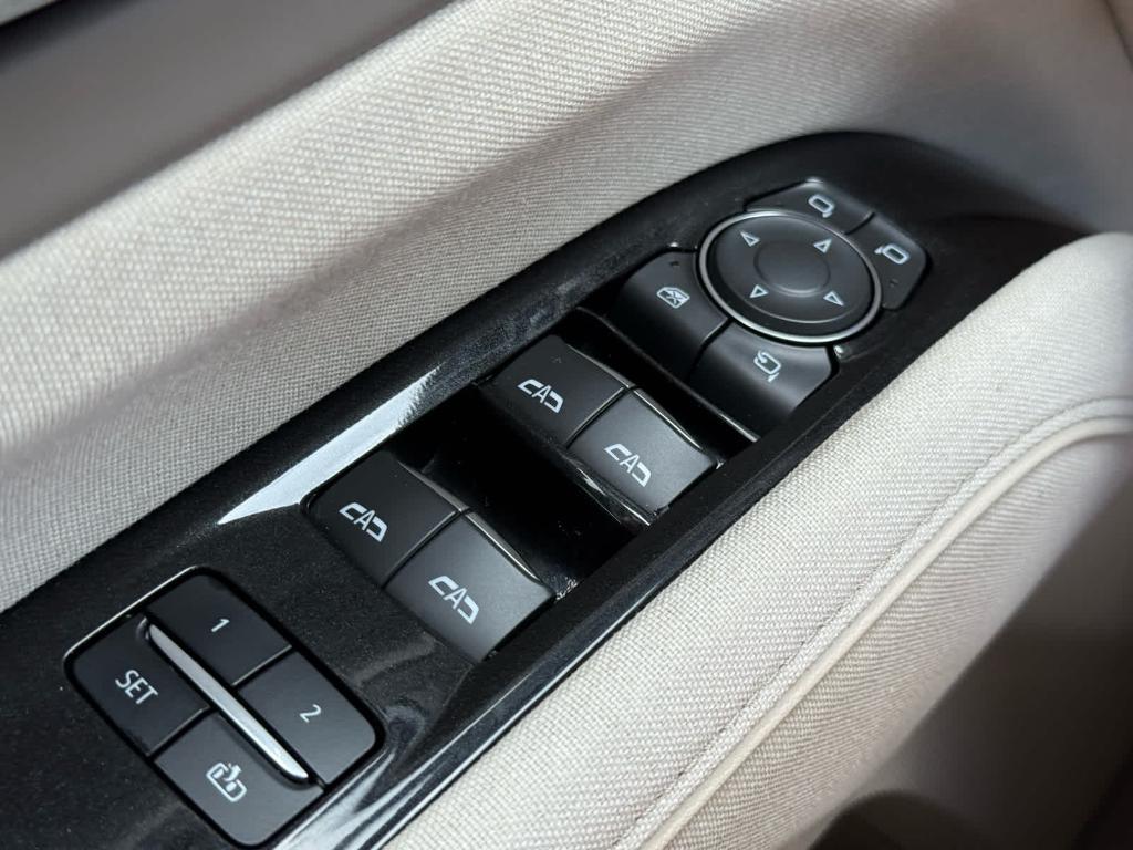 used 2021 Cadillac Escalade ESV car, priced at $68,997