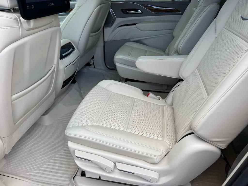 used 2021 Cadillac Escalade ESV car, priced at $68,997
