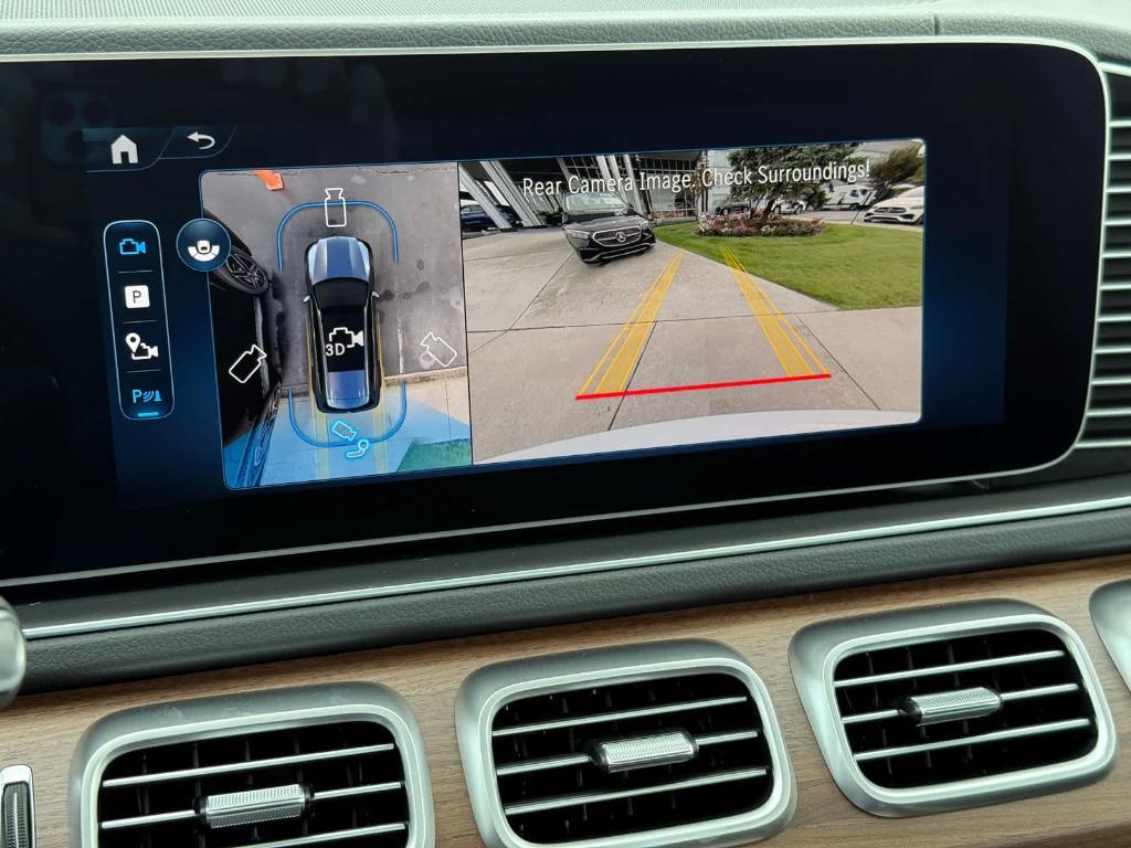 new 2026 Mercedes-Benz GLS 450 car, priced at $104,085